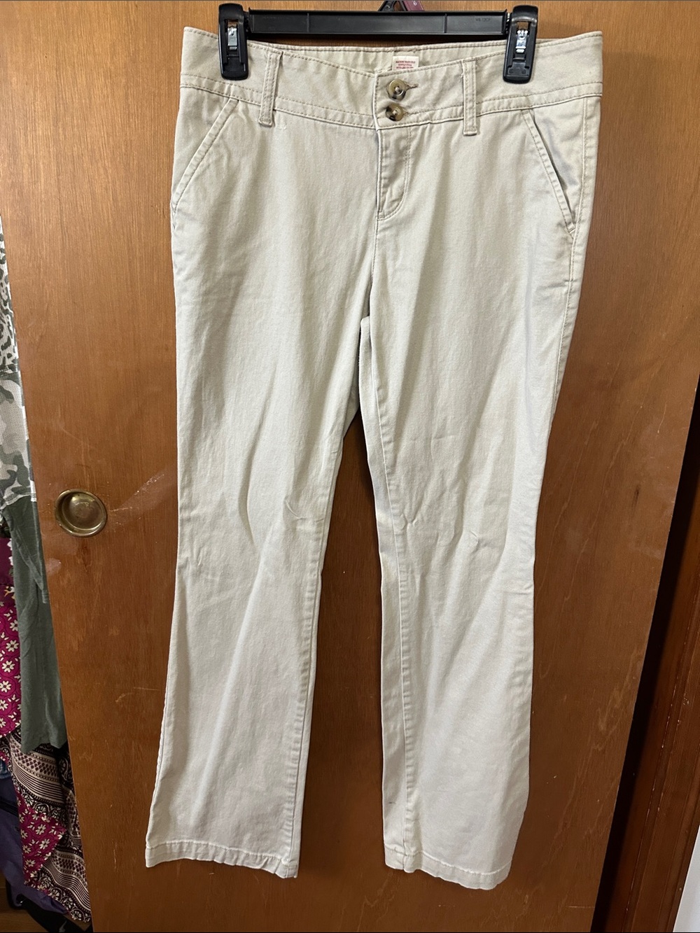 Arizona Jean Company Cream Flare-Leg Jeans with Double Button Waist
